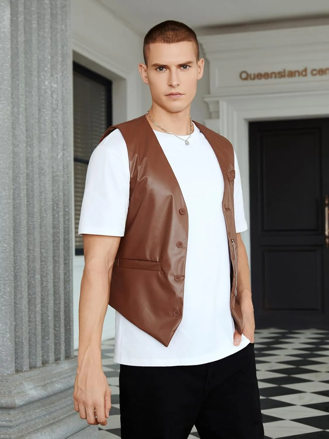 Verdusa Men's PU Leather Sleeveless Motorcycle Biker Vest Jacket